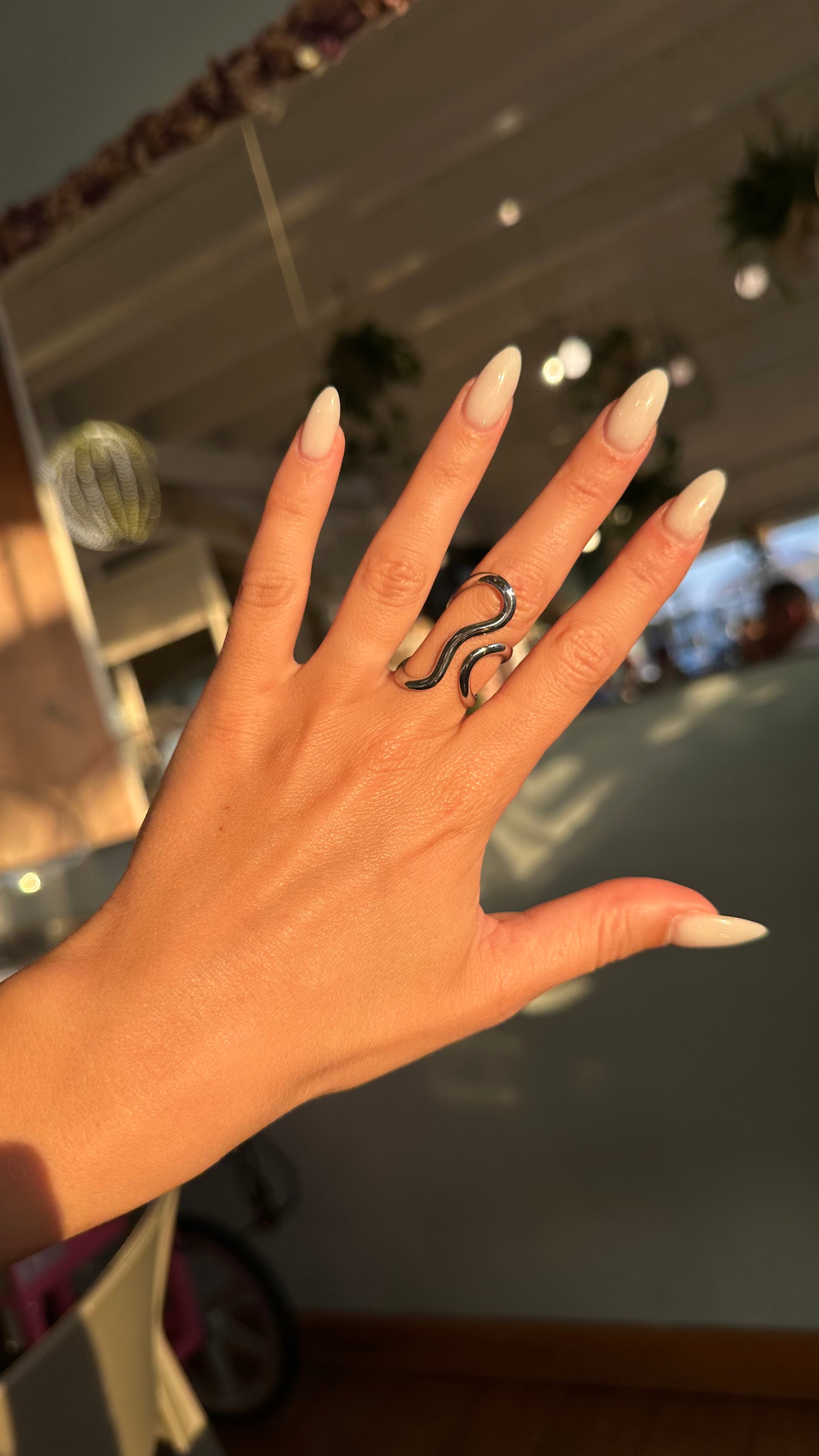 Anello The Wave